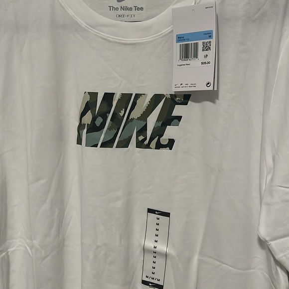 Mens Nike tee - Picture 4 of 5
